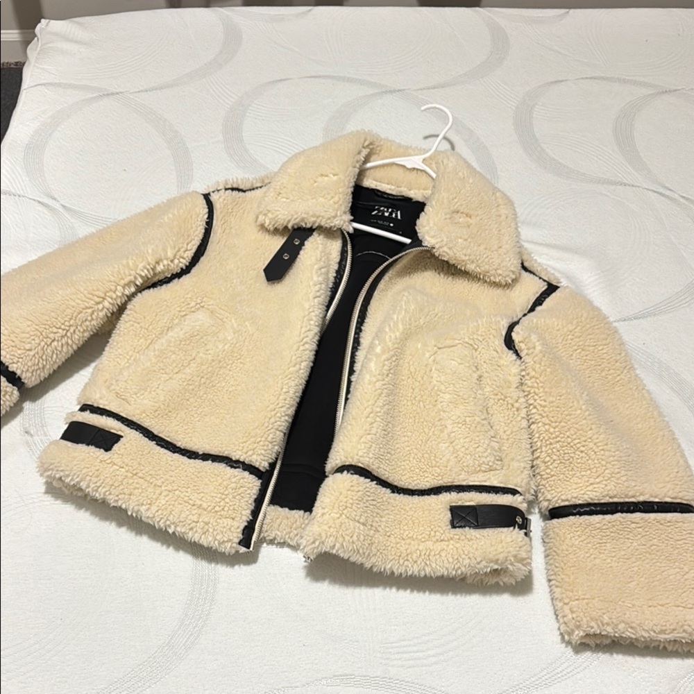 Zara Cream Sherpa Jacket